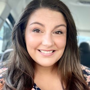 Meet your Posher, Katelyn